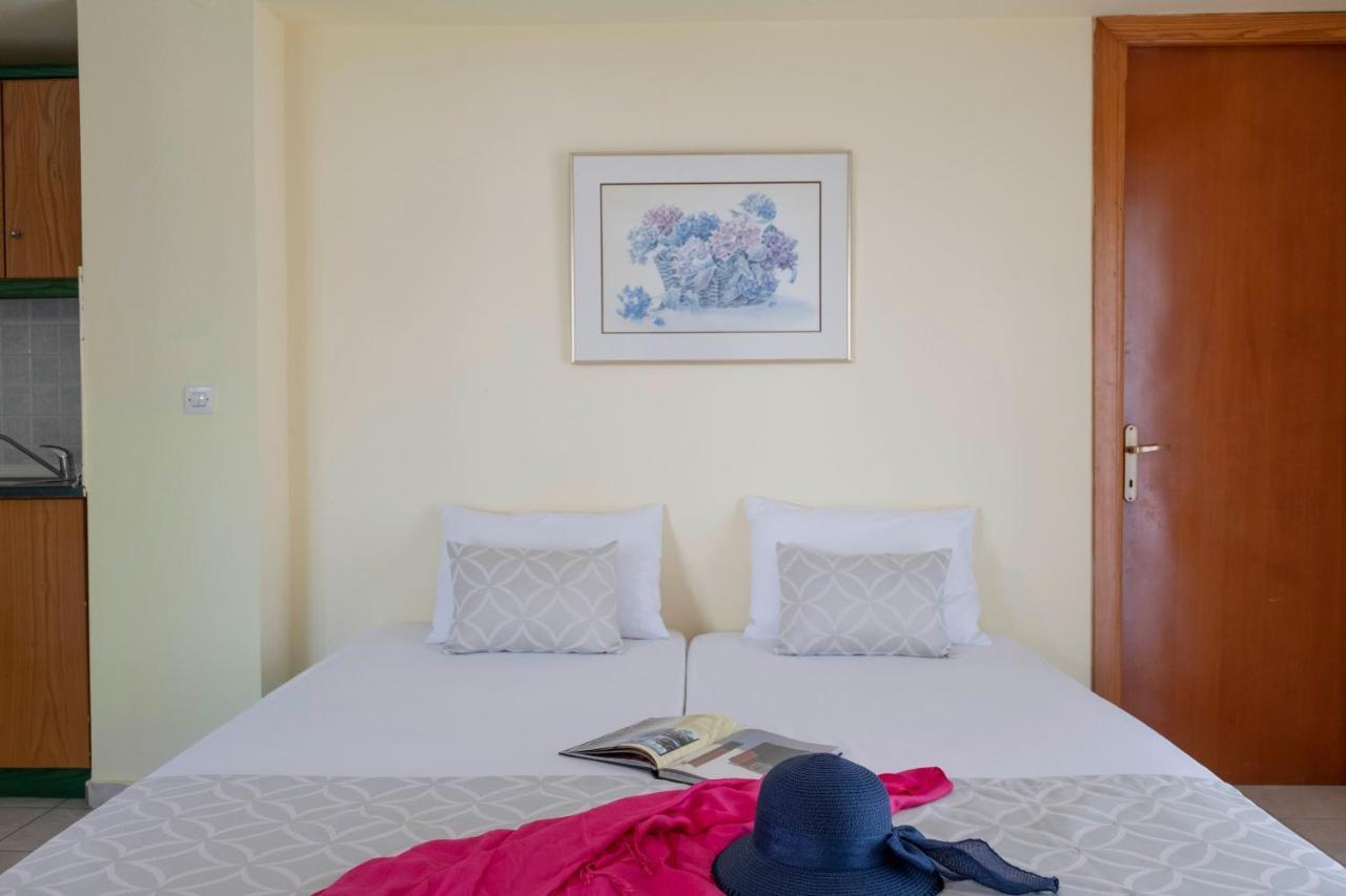Aristides Hotel Fúrka Kültér fotó