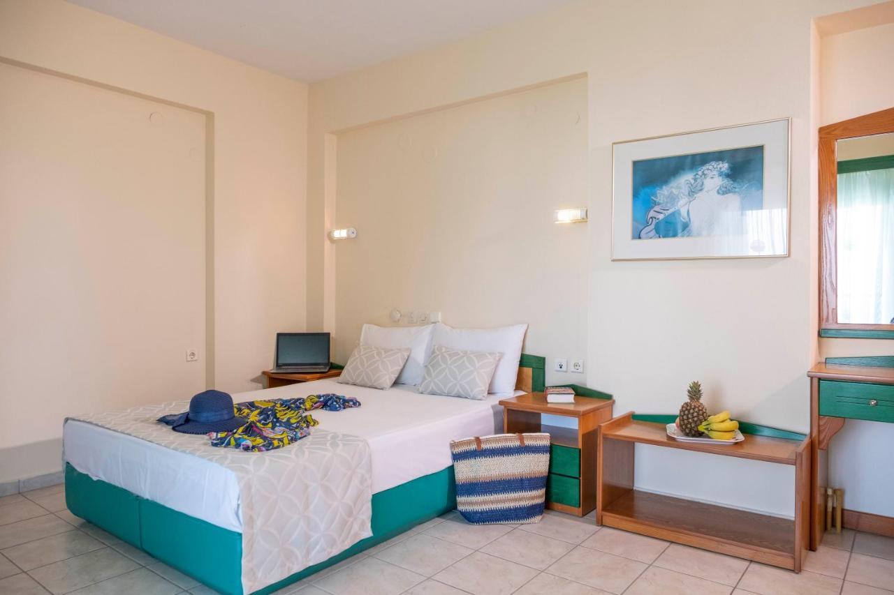 Aristides Hotel Fúrka Kültér fotó