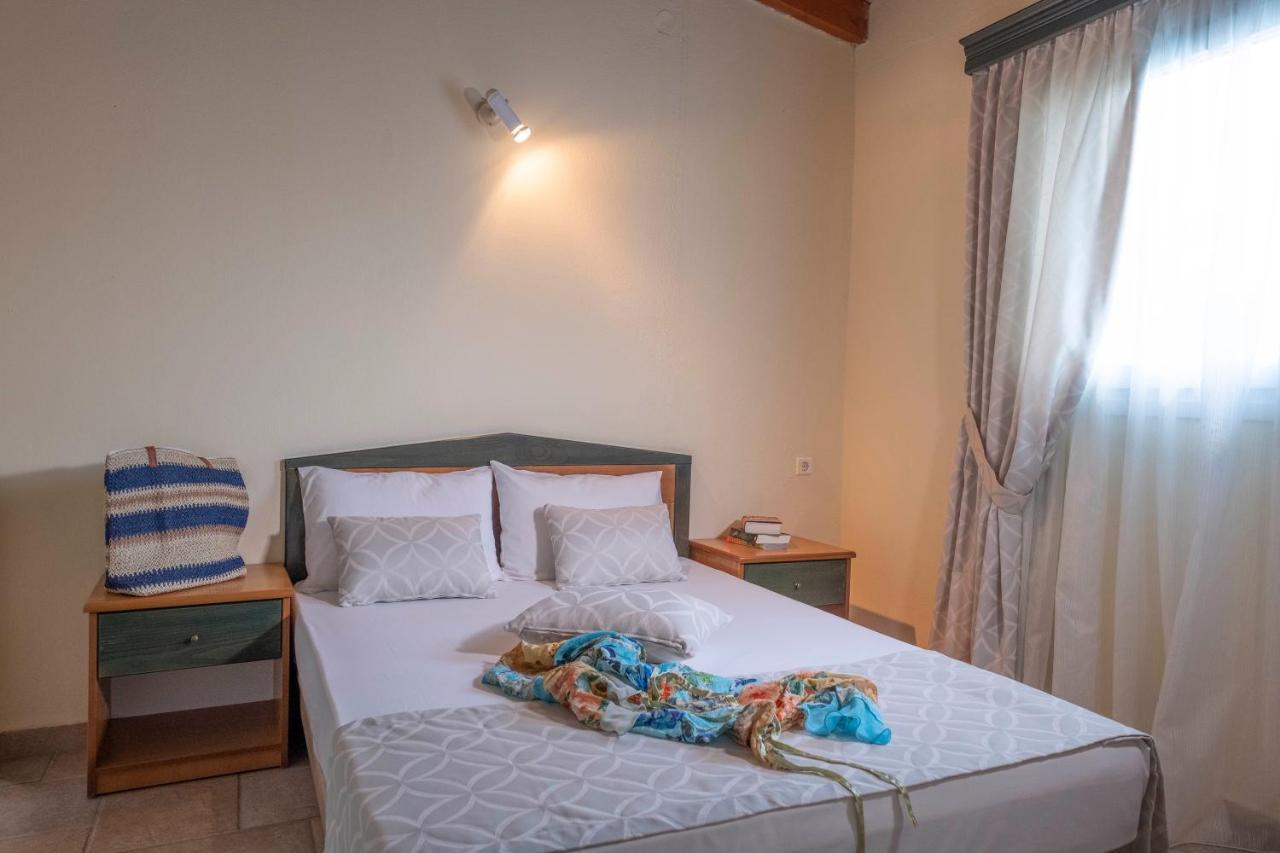 Aristides Hotel Fúrka Kültér fotó