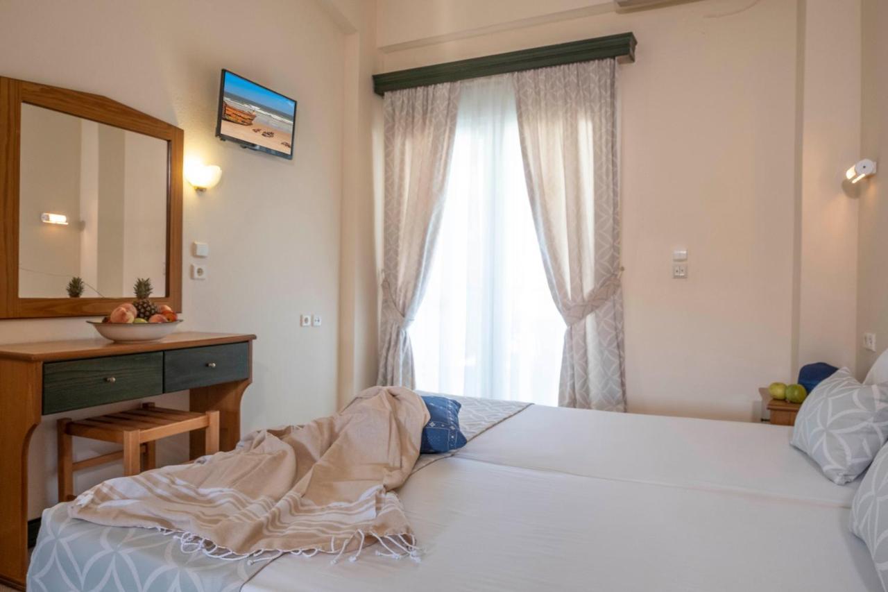 Aristides Hotel Fúrka Kültér fotó