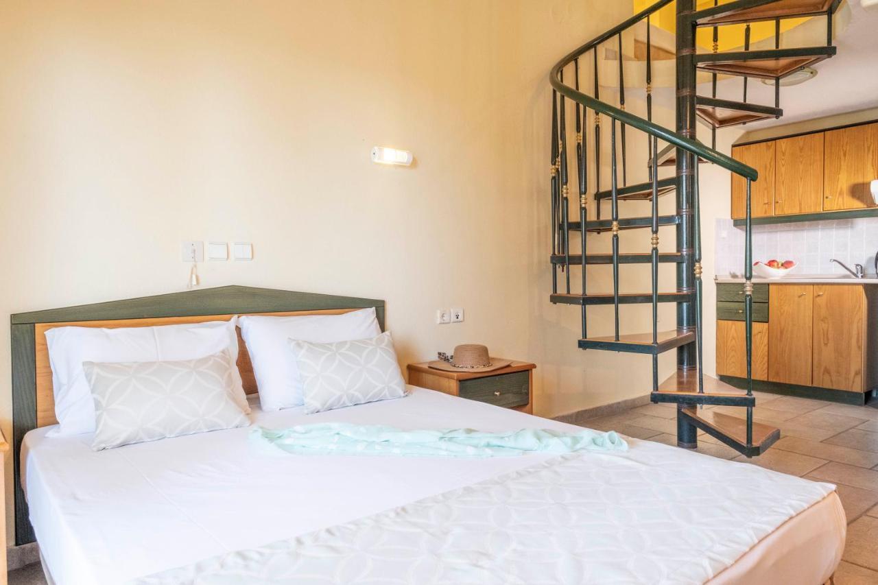 Aristides Hotel Fúrka Kültér fotó
